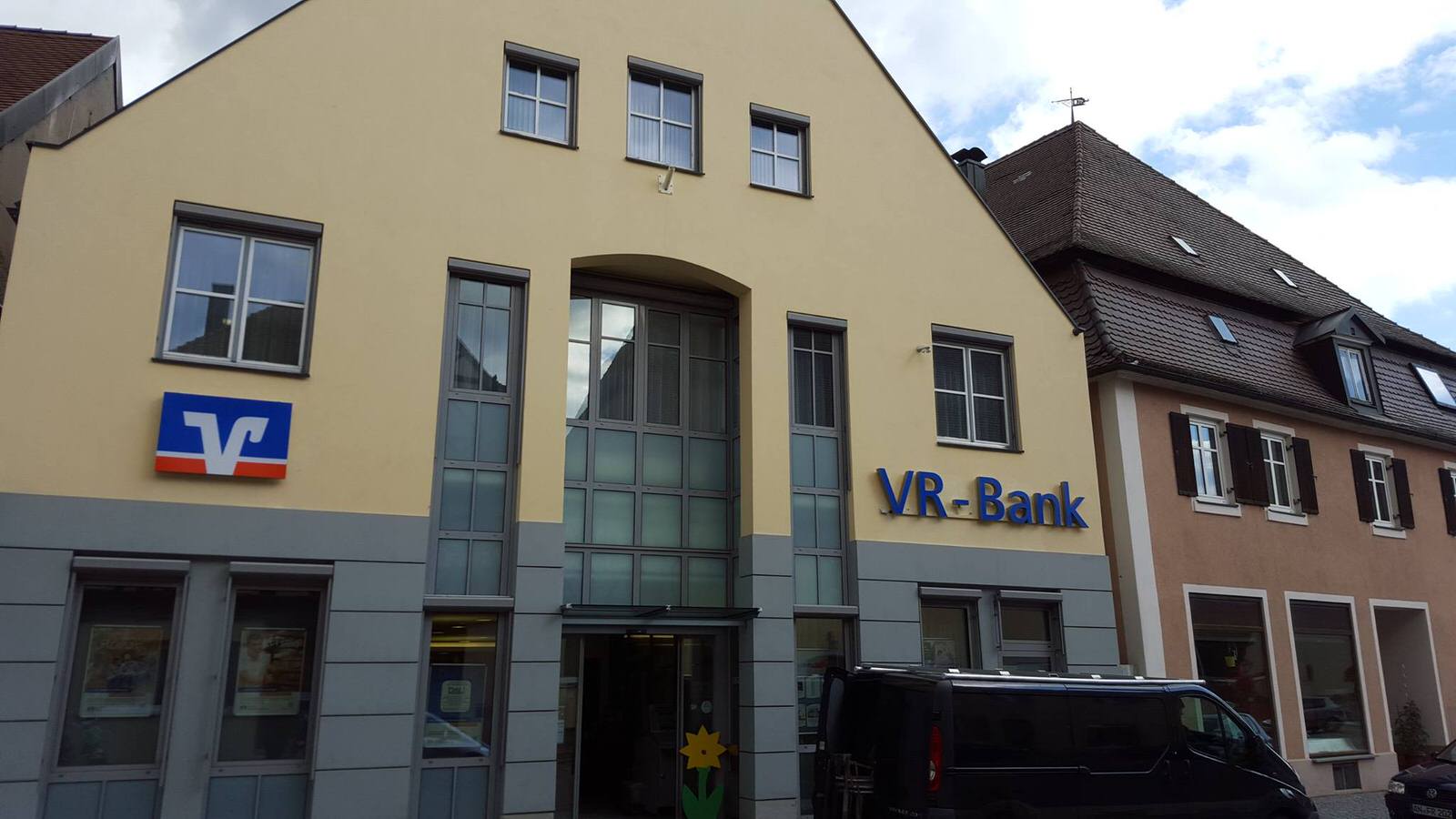 LED Fräsbuchstaben Werbeanlange VR Bank Herrieden1